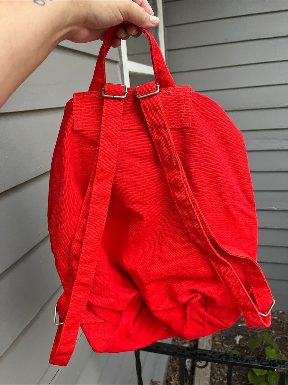 BAGGU Bright Red Canvas Backpack with Flap - Picture 4 of 4